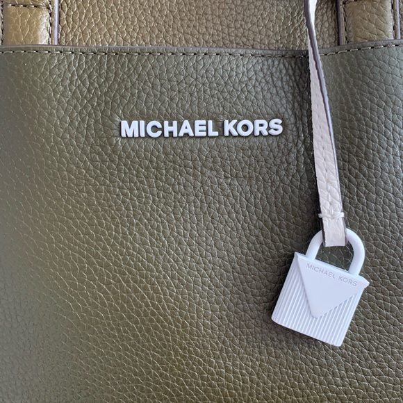 Michael Kors Ecco Pebble Tricolor Messenger Leather Tote Annette Gemma - Picture 2 of 14